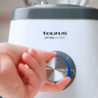 Taurus OPTIMA GO Elektromos Turmixgép 1,5L / 1500 Watt - Krém
