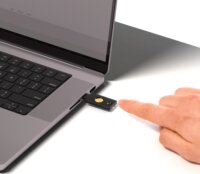 Yubico YubiKey 5 NFC USB-A Biztonsági Hardver Kulcs 2db - Fekete/Arany