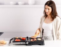 Taurus Bistro Gourmet 2 az 1-ben Elektromos Asztali Grillsütő 2600 Watt - Fekete / Inox