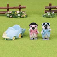 Epoch Sylvanian Families Pingvin Jármű És Figura 6cm