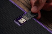 8BitDo Arcade Stick All-Button Signature Edition Tri-Mode Wireless Gaming Kontroller (PC / Switch) - Átlátszó/Lila