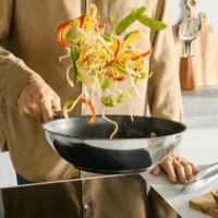 Tefal E3271944 Emotion+ Wok serpenyő 28cm - Fekete