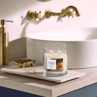Yankee Candle Borostyán & Szantál Illatgyertya 368g - Barna