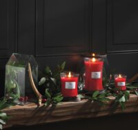 WoodWick Crimson Berries - Érett Bogyós Gyümölcsök Illatgyertya 275g - Piros