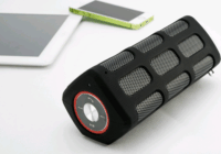 Quazar Loudbox Bluetooth hangszóró beépített 5000mAh Power Bank-kel - Fekete