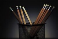 Victoria Fémhálós kerek írószertartó - Fekete