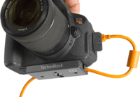 Tether Tools TetherBlock Kábeltartó adapter 1/4" - 20" állványmenettel - Fekete