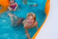 Bestway 51132 Felfújható ablakos gyerek medence ( 168 x 168 x 56 cm )