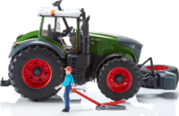 Bruder Fendt 1050 Vario szerelővel és garázs berendezéssel