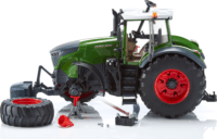 Bruder Fendt 1050 Vario szerelővel és garázs berendezéssel