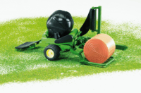 Bruder Bálacsomagoló okker és fekete bálákkal (1:16)