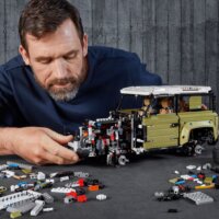LEGO® Technic: 42110 - Land Rover Defender