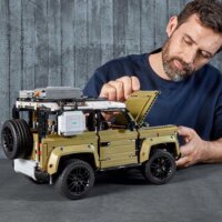 LEGO® Technic: 42110 - Land Rover Defender