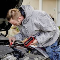 Einhell CE-BC 2 M Akkumulátor töltő