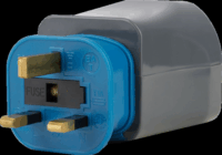 Brennenstuhl 1508160 utazási adapterkészlet 10A biztosítékkal