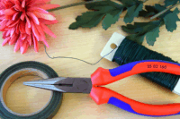 Knipex 25 02 160 Fél-kerek csőrű fogó vágóéllel (Rádiófogó)