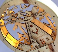 Iris 23x28,5cm LED félkör keretes Karácsonyi Ház