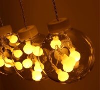 Iris USB-s LED Gömb Fényfüzér 2,5m - Meleg Fehér