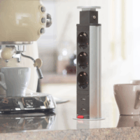 DELIGHT 3-as rejtett hálózati elosztó + 2 x USB 1.5m