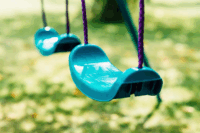 Plum: Kétállású fém hinta szett 183 x 178 x 210 cm