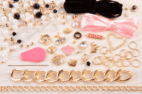 Make It Real: Juicy Couture karkötő készítő szett