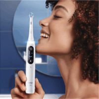 Oral-B iO Series 9N Magnetikus Elektromos fogkefe - Fehér