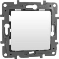 Legrand 764500 Niloé Beltéri egypólusú villanykapcsoló