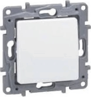 Legrand 764504 Niloé Beltéri fali villanykapcsoló