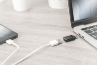 Assmann USB 3.0 Type-C M - USB A F Adapter Fekete