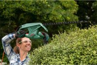 Bosch EasyHedgeCut 45 elektromos sövényvágó