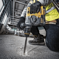 DeWALT DCH273N Akkus fúró-vésőkalapács (Akku és töltő nélkül)