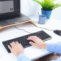 Trust Primo Klasszikus Billentyűzet HU - Fekete