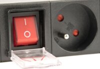 Gembird EG-PDU-014-FC14 8 aljzatos elosztó kapcsolóval 3m - Fekete