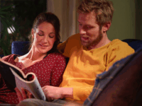 Philips Hue W LED Fényforrás 5W 470lm 2700K E14 - Meleg fehér