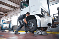 Bosch GDS 18V-1050 H Ütvecsavarozó + L-BOXX Koffer