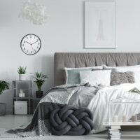 TFA 60.3537.01 Rádiójel vezérelt Falióra - Fekete