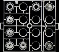 Italeri Volvo F12 Intercooler Low Roof teherautó műanyag modell (1:24)