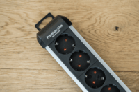 Brennenstuhl Premium-Protect-Line 230V Túlfeszültség védő elosztó 4 aljzatos 3m Fekete/Ezüst