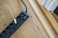 Brennenstuhl 220V Hálózati Elosztó 6 aljzatos 2m - Fekete