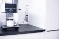 Brennenstuhl Estilo 230V Elosztó 6 aljzatos 2m - Fehér/Ezüst