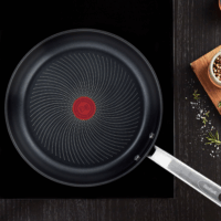 Tefal B8171944 Intuition 28cm Wok serpenyő