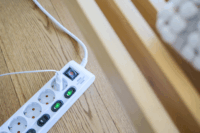 Brennenstuhl 1153110126 Elosztó 6 aljzatos 2m - Fehér