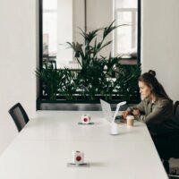 ActiveJet AJE-FUTURE Akkus Asztali LED lámpa