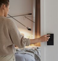 Senic Friends of Hue Smart vezeték nélküli kettős Okos fali villanykapcsoló - Matt fekete (3db)