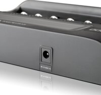 EverActive 8x AA/AAA NiMH Akkumulátor töltő