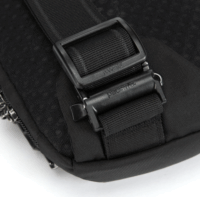 Pacsafe Vibe 150 Anti-Theft Sling Táska - Fekete