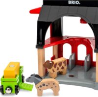 BRIO World Istálló kocsival - kiegészítő vonatpályához