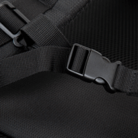 RivaCase 8461 Tegel Travel 17,3" 8461 Notebook hátizsák - Fekete