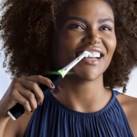 Oral-B iO Series 3n Magnetikus Elektromos fogkefe - Matt fekete