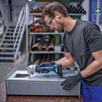 Bosch GNA 18V-16 E Professional Solo Akkumulátoros lyukasztó (Akku és töltő nélkül)